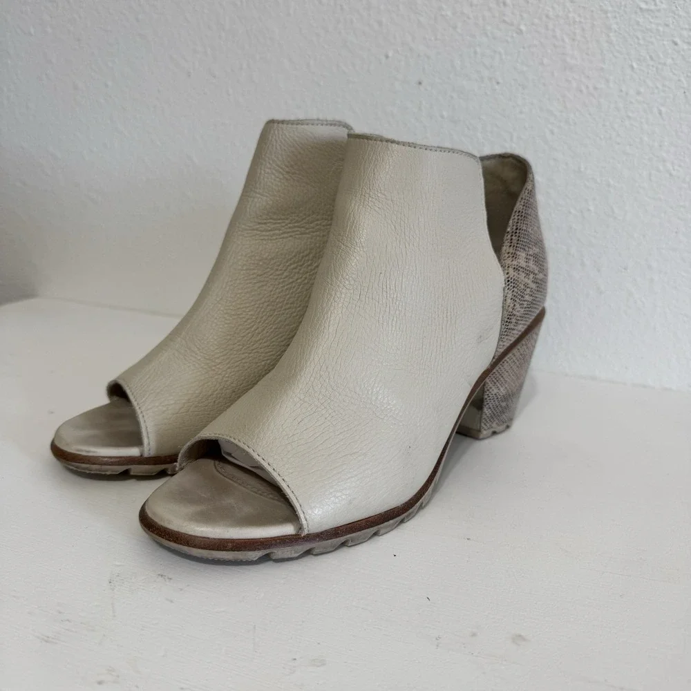 Sorel Nadia Beige‎ & Snakeskin Leather Peep Toe Ankle Booties Womens Size 9